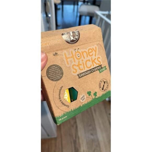 Honeysticks Super Jumbo Crayons (6 Pack) - 100% Pure Beeswax Crayons - Picture 1 of 7